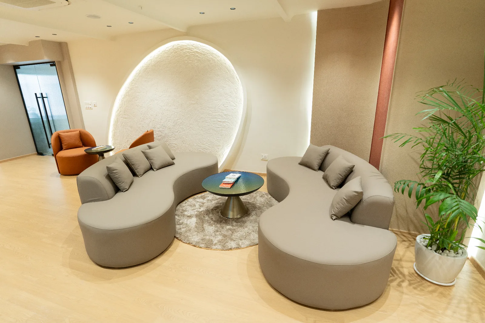 Mohan Dental Clinic patient lounge, Kondapur, Hyderabad